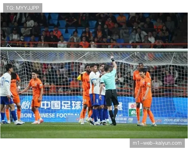 山东泰山客场遭遇滑铁卢 刘洋半场补时越位进球被VAR吹无效